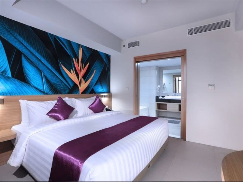 Hotel Quest Prime Cikarang By Aston Bekasi Exterior foto